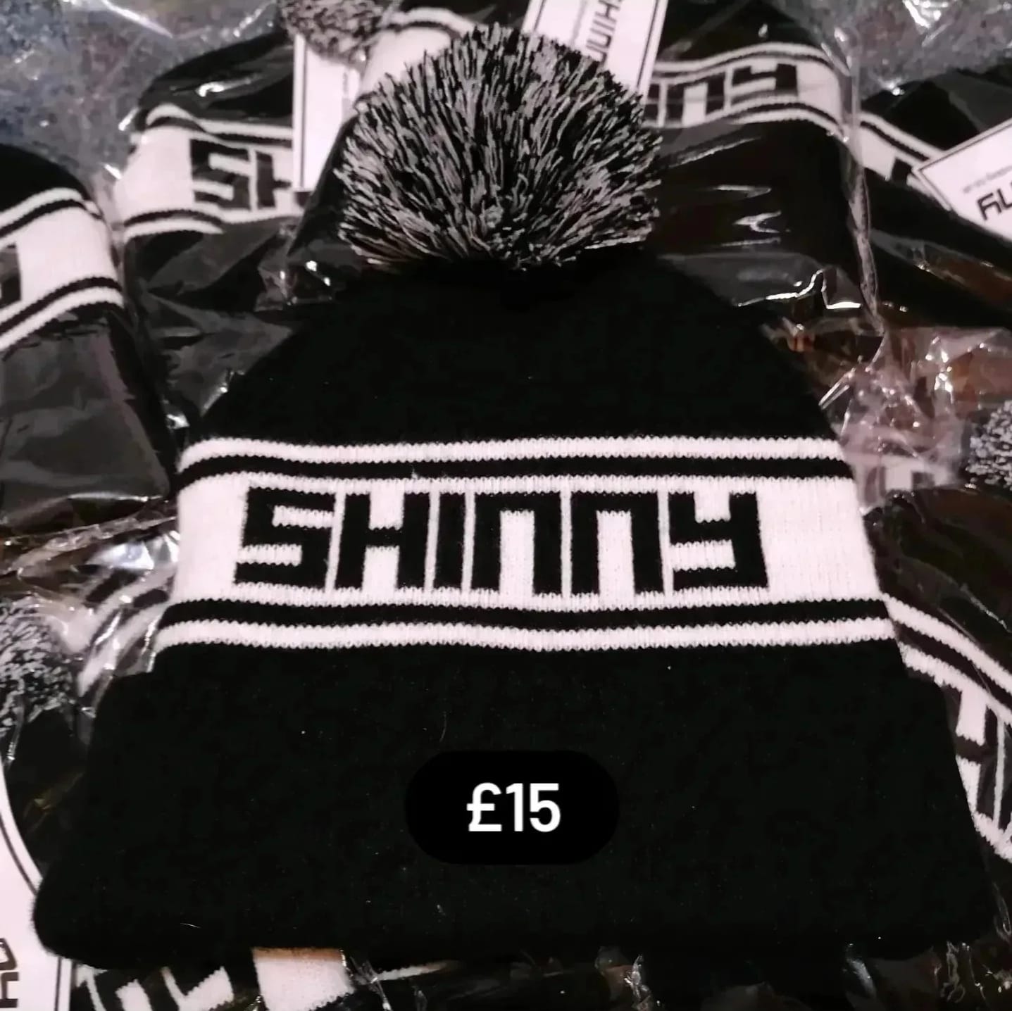 SHINNY BEANIE HAT